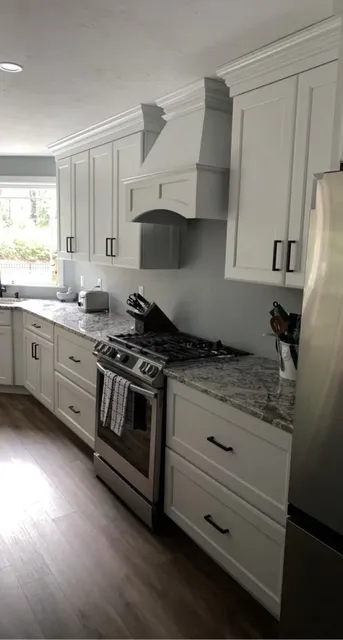 work photo from stellakitchens.com