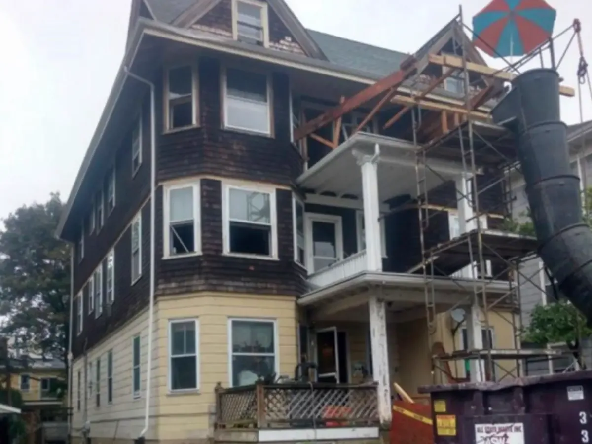 Vinyl and fiber cement siding installation in Shrewsbury, MA