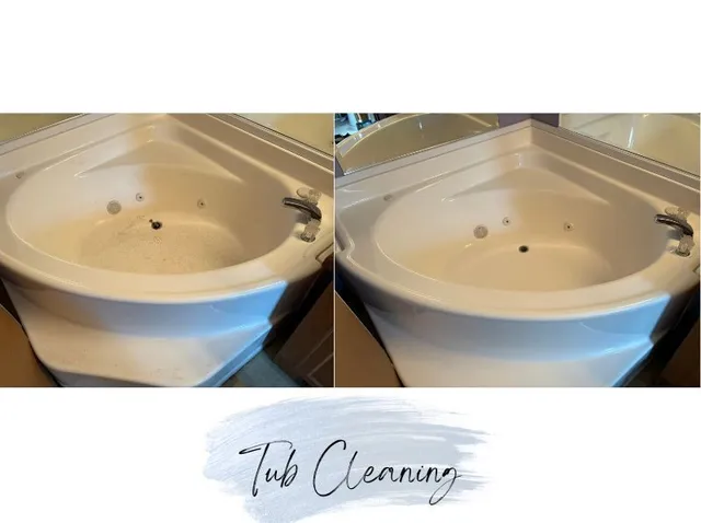 Bathtub after deep cleaning, showing spotless surface and bright, refreshed appearance