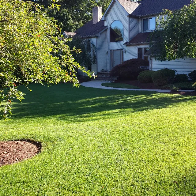 Greenskeeper Lawn Care work photo