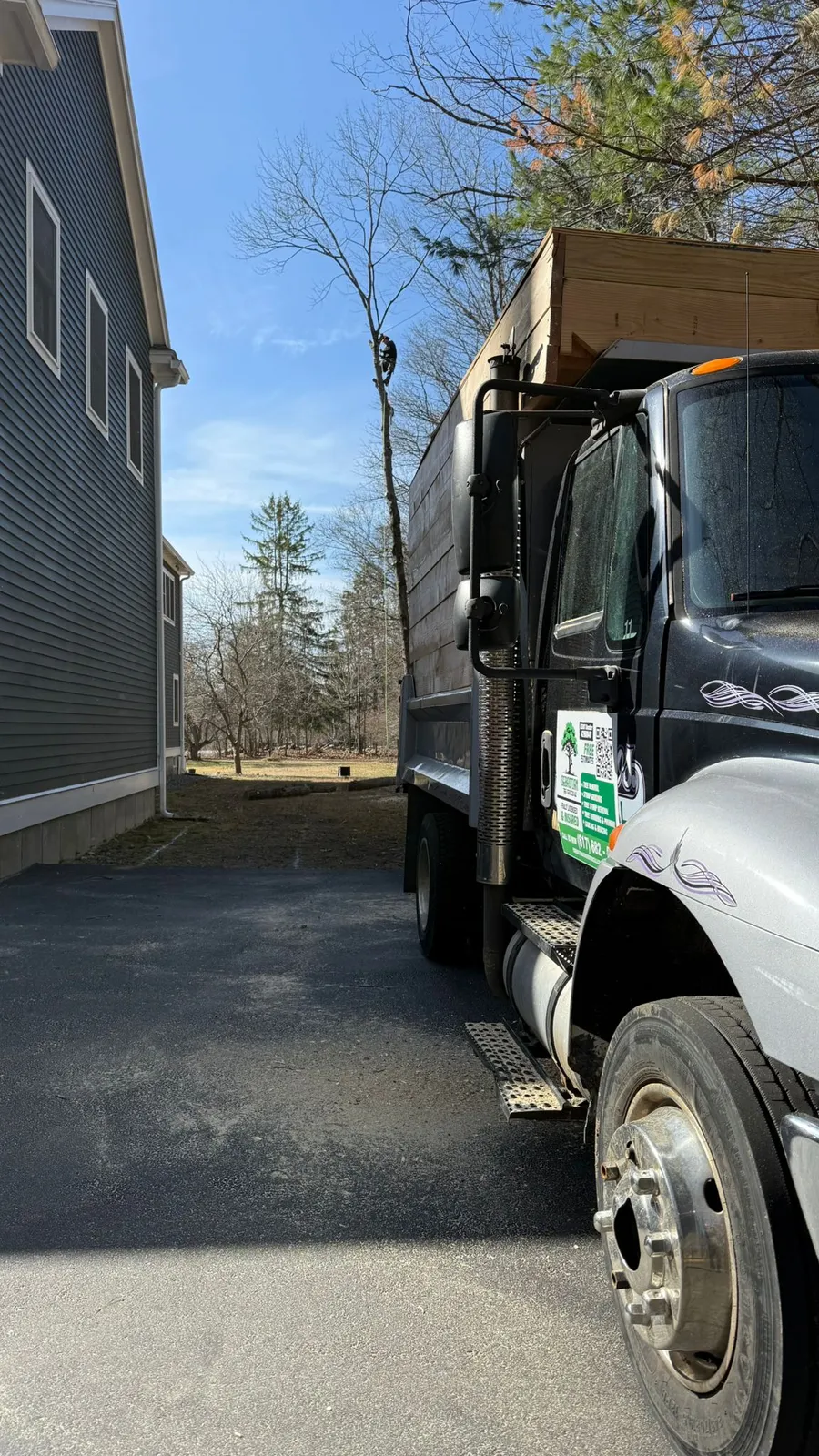 Sebastian Landscaping & Tree Services LLC