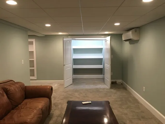 Straight Shooters Painting interior completion project in the upper Massachusetts area