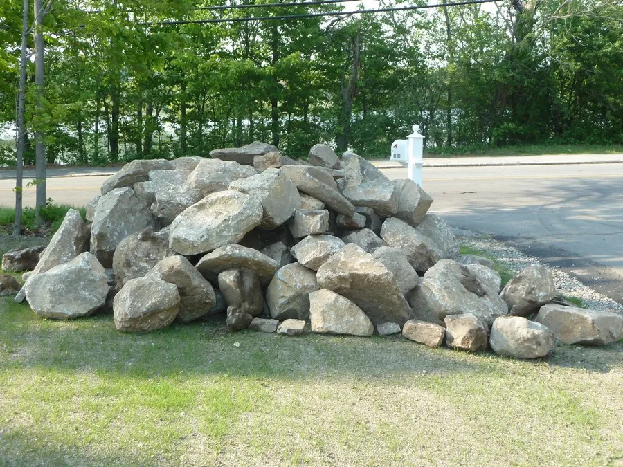 work photo from am-landscaping.com