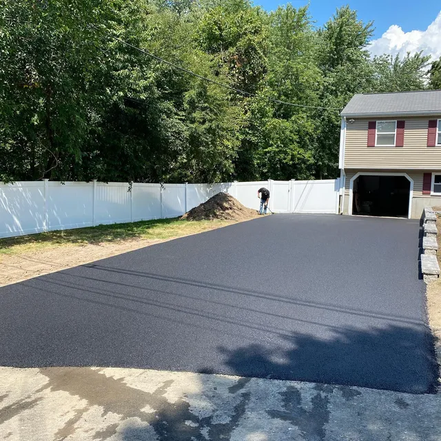 work photo from dmgtruckingpaving.com