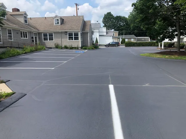 A parking lot with no one in it