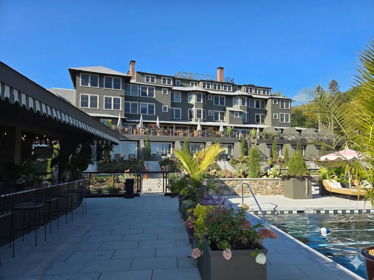 The Asticou Hotel: exterior with pool