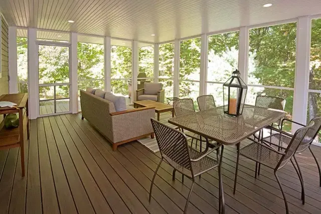 Outdoor Dining Blend