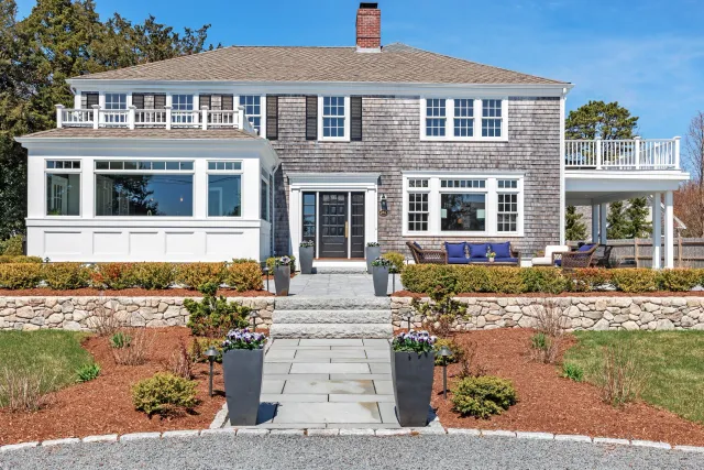 King Caesar Road, Duxbury