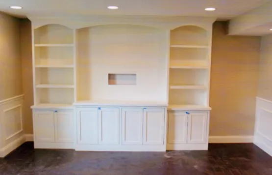 Built-in bookcase and cabinet wall carpentry