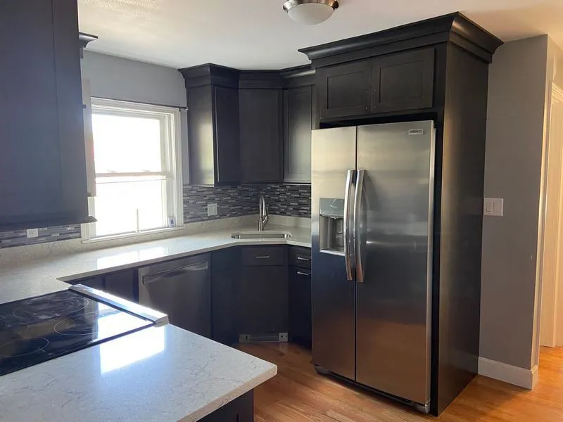 work photo from paulsqualitykitchens.com