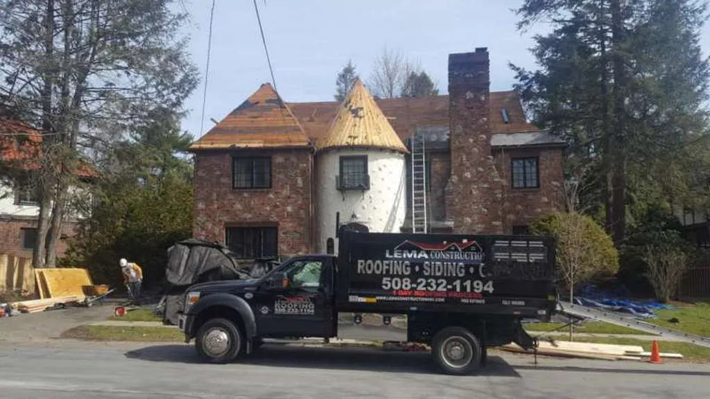 Siding Services - Lema Construction Inc.