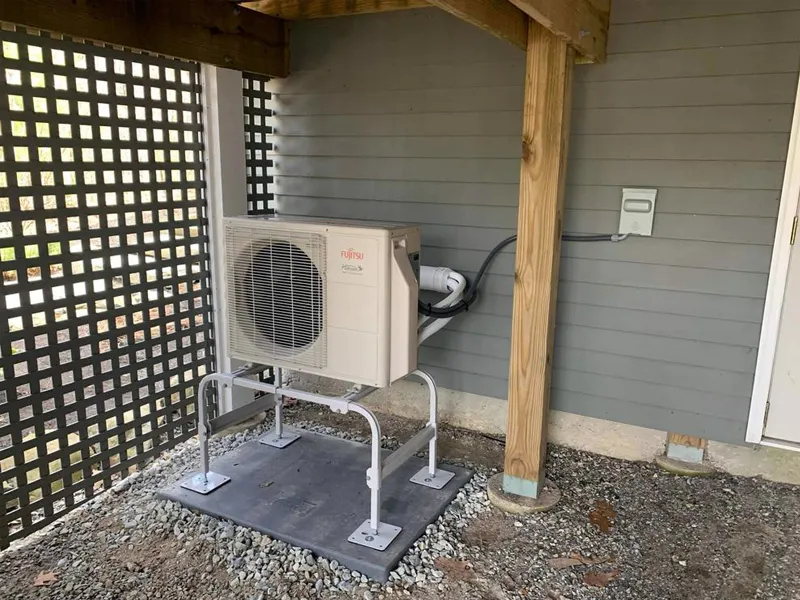 work photo from omni-electricians-mini-splits-nh-mass.com
