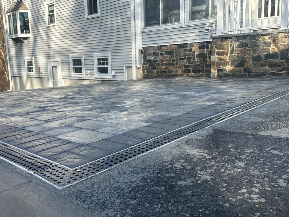 work photo from britoshardscapemasonry.com