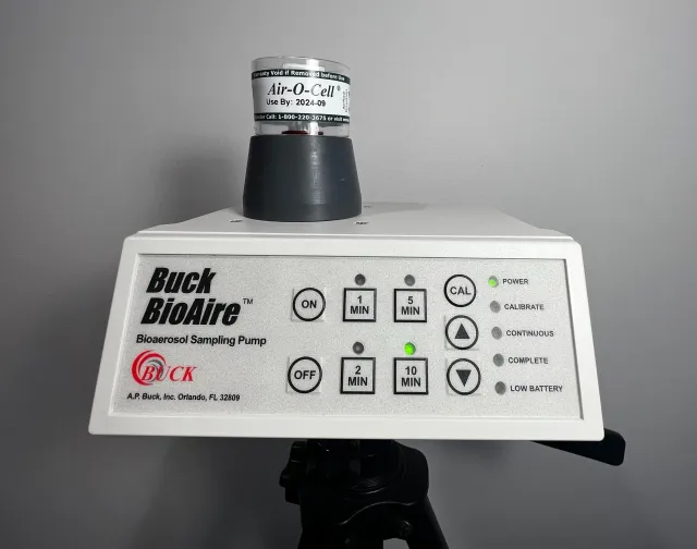 Mold in air sampling device