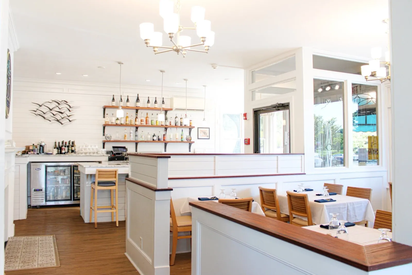 Dining and Bar.jpg