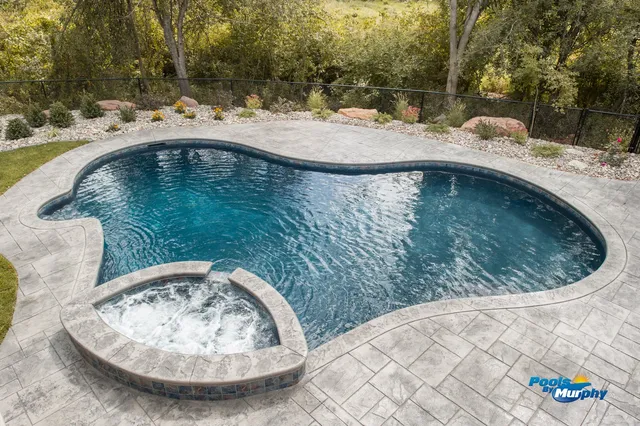 work photo from poolsbymurphy.com