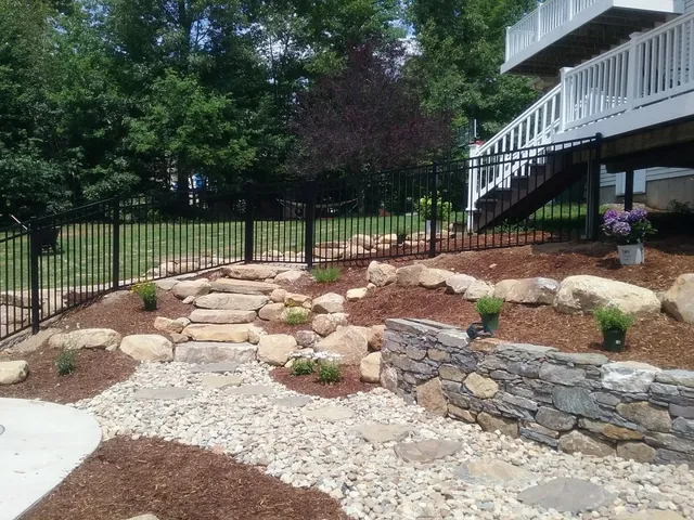 work photo from fenceitinllc.com