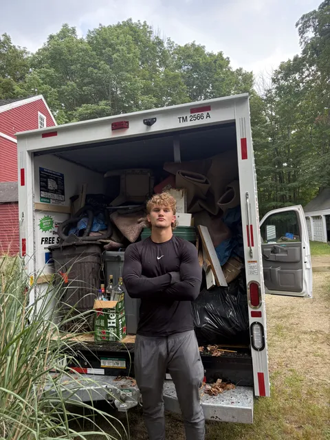 EasyScrap team member outside of truck