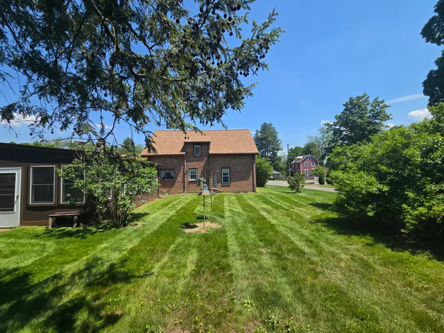 Mowit Lawn Care work photo
