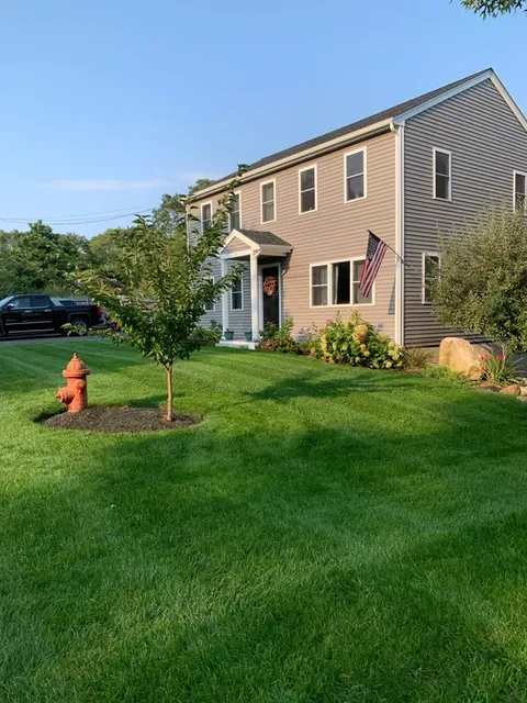 work photo from lawnsbyroyalty.com