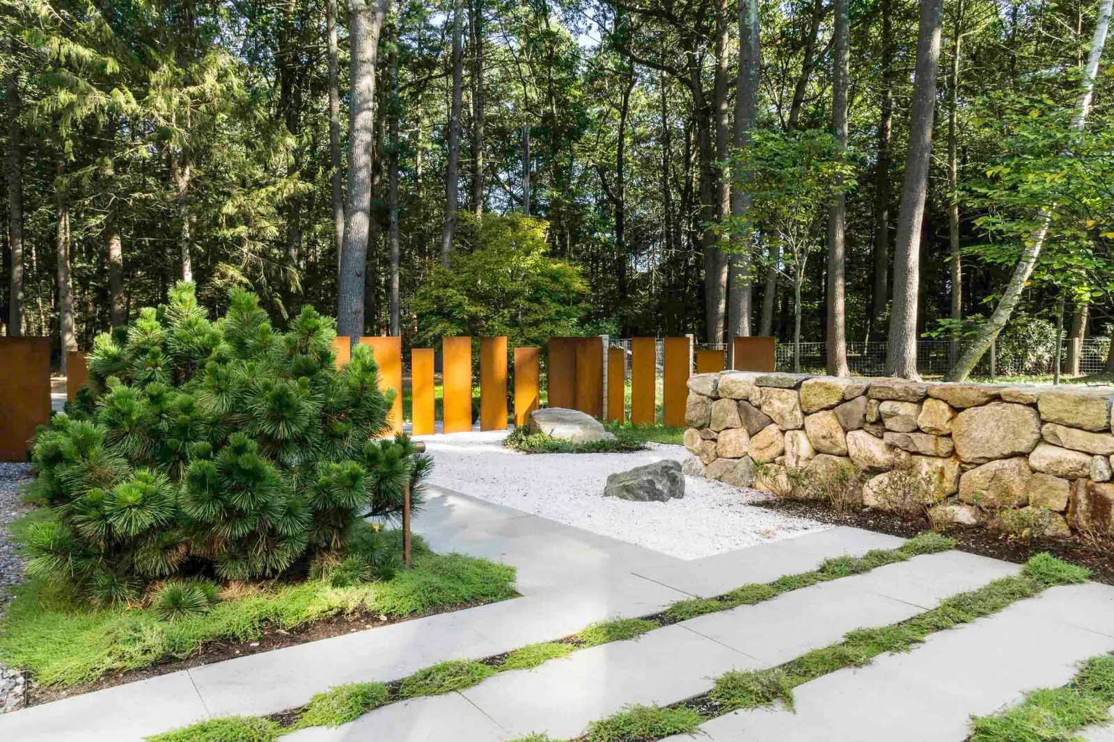 Lincoln Garden, Lincoln, MA