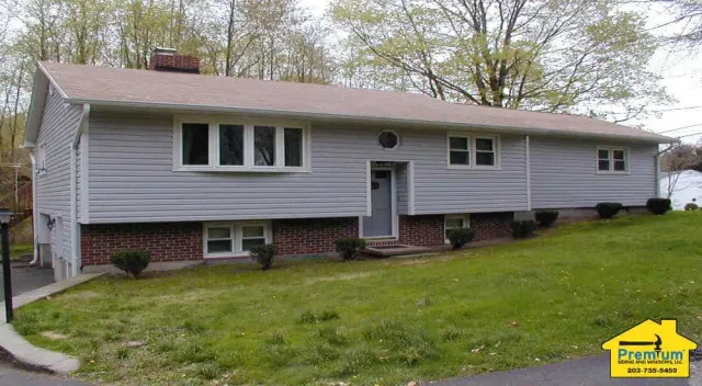 work photo from premium-siding-windows.com