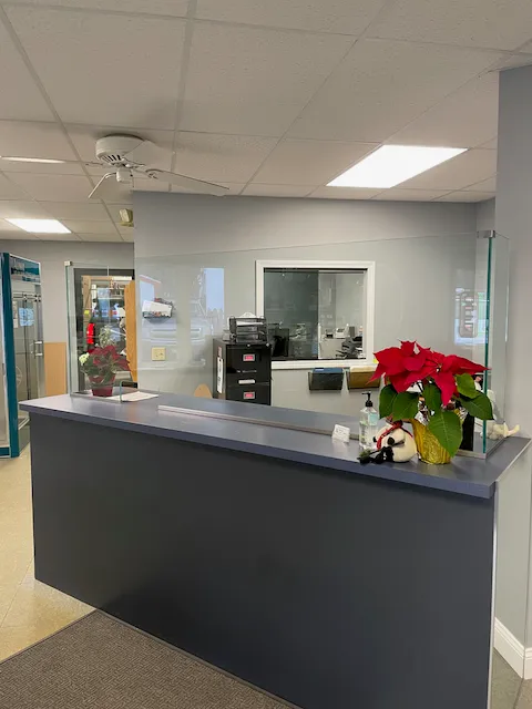 Advanced Glass & Mirror