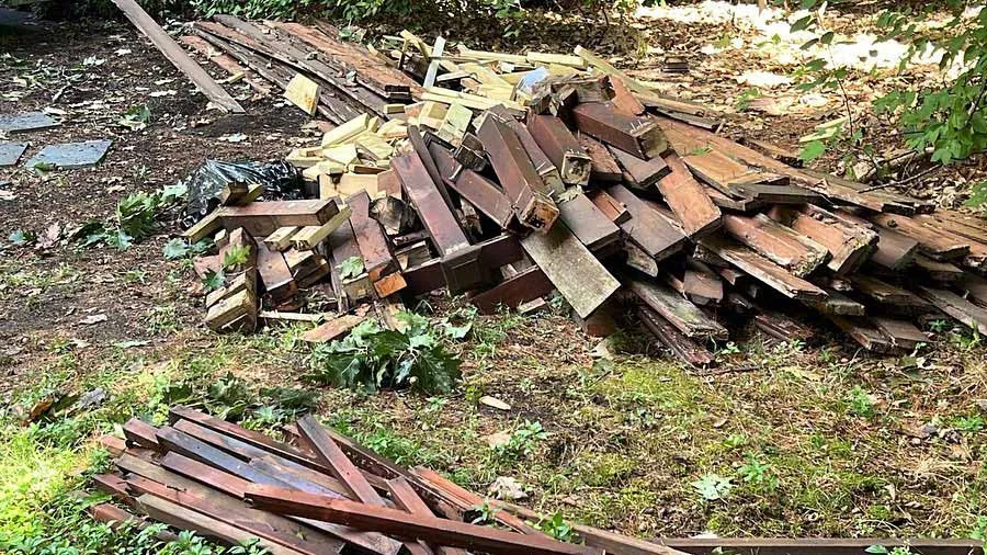 work photo from number1junkremoval.co