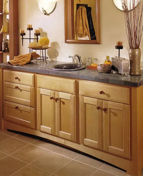 work photo from kitchensandbathsmattapoisett.com