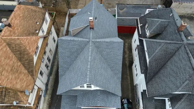 work photo from roofingysiding.com