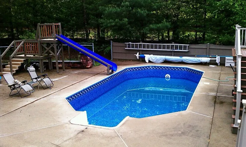 work photo from aboveallpools.com