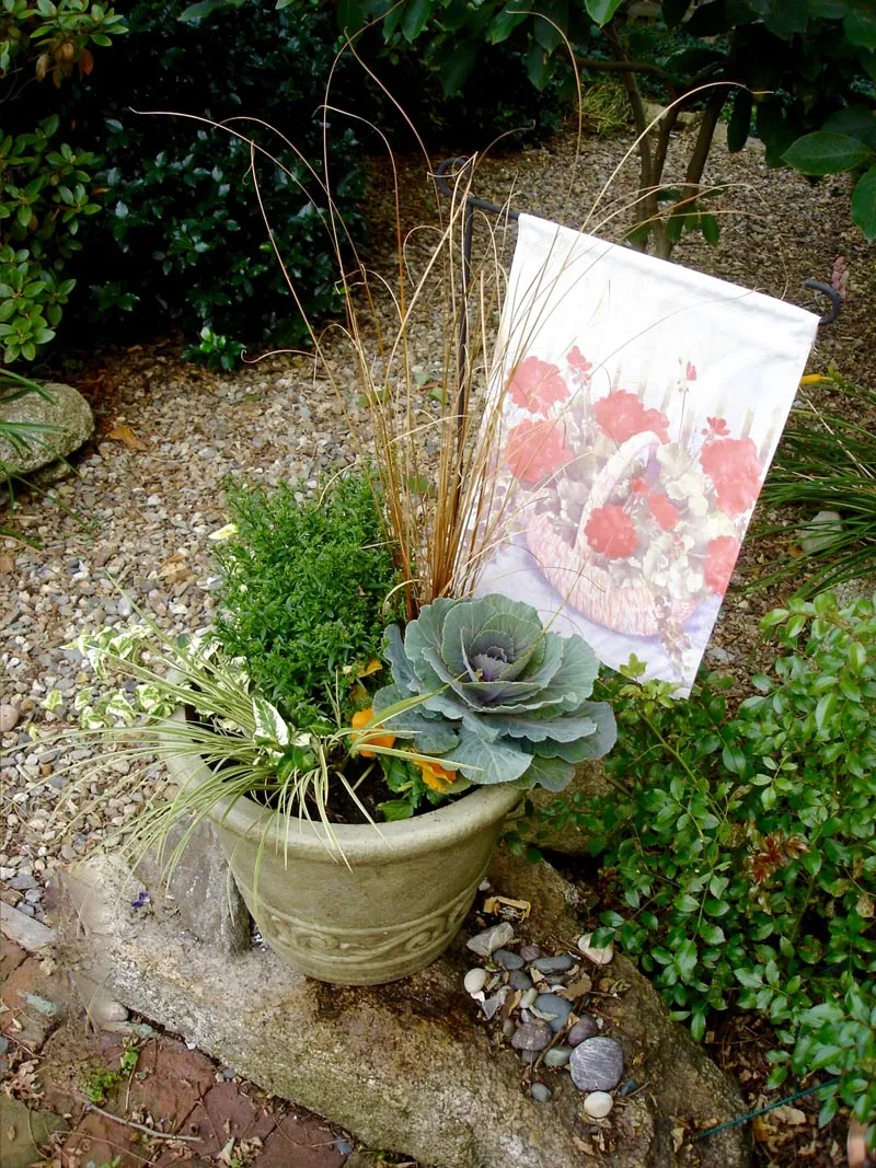 work photo from newleaflandscapedesign.com