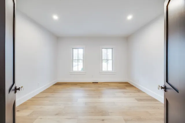 Guest bedroom