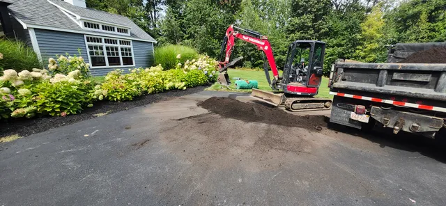 Mini Excavator Guy work photo